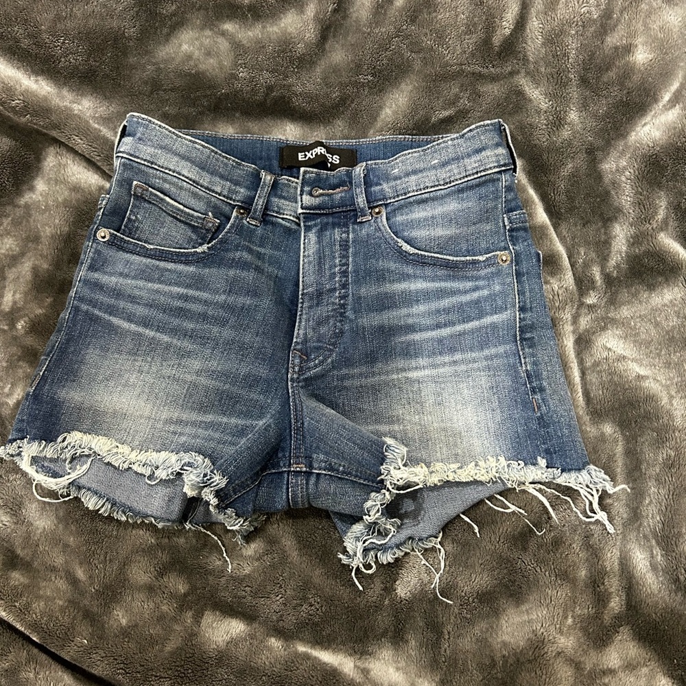 Express shorts